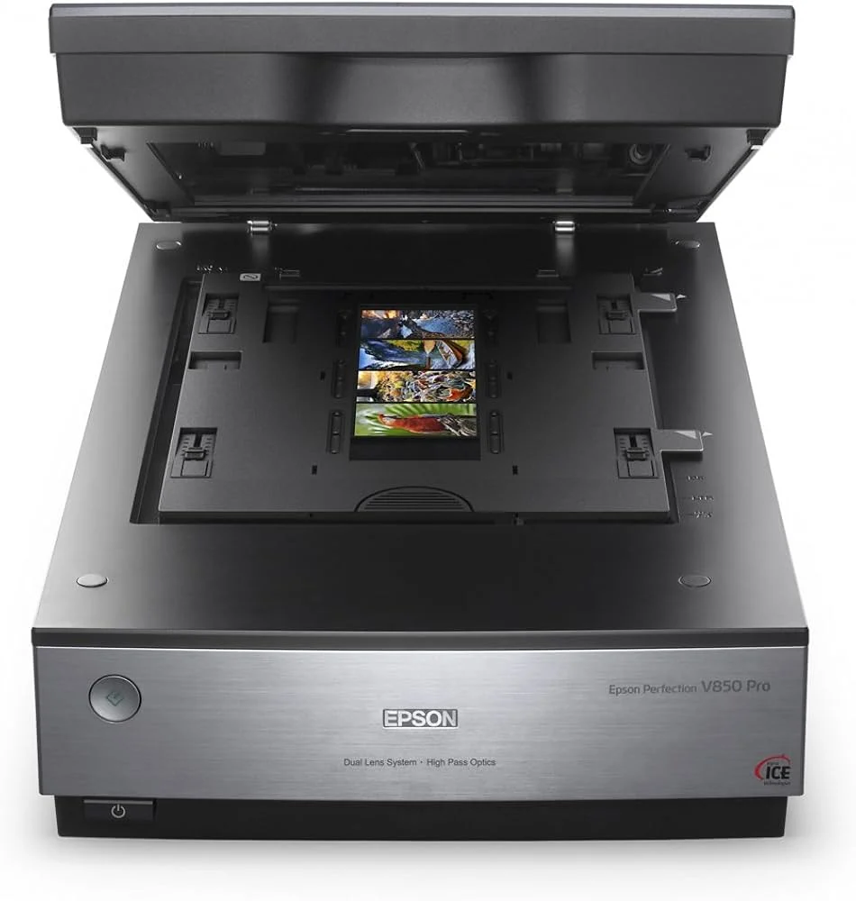 Epson A4 Flatbed USB Scanner 6400x9600 DPI Film And Slides